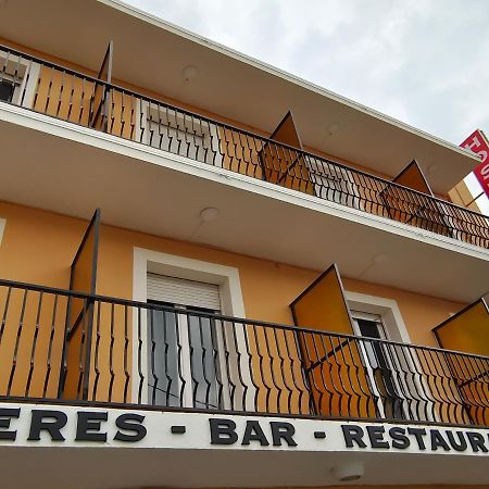 Mega Figueres Hotel Figueres  Exterior foto